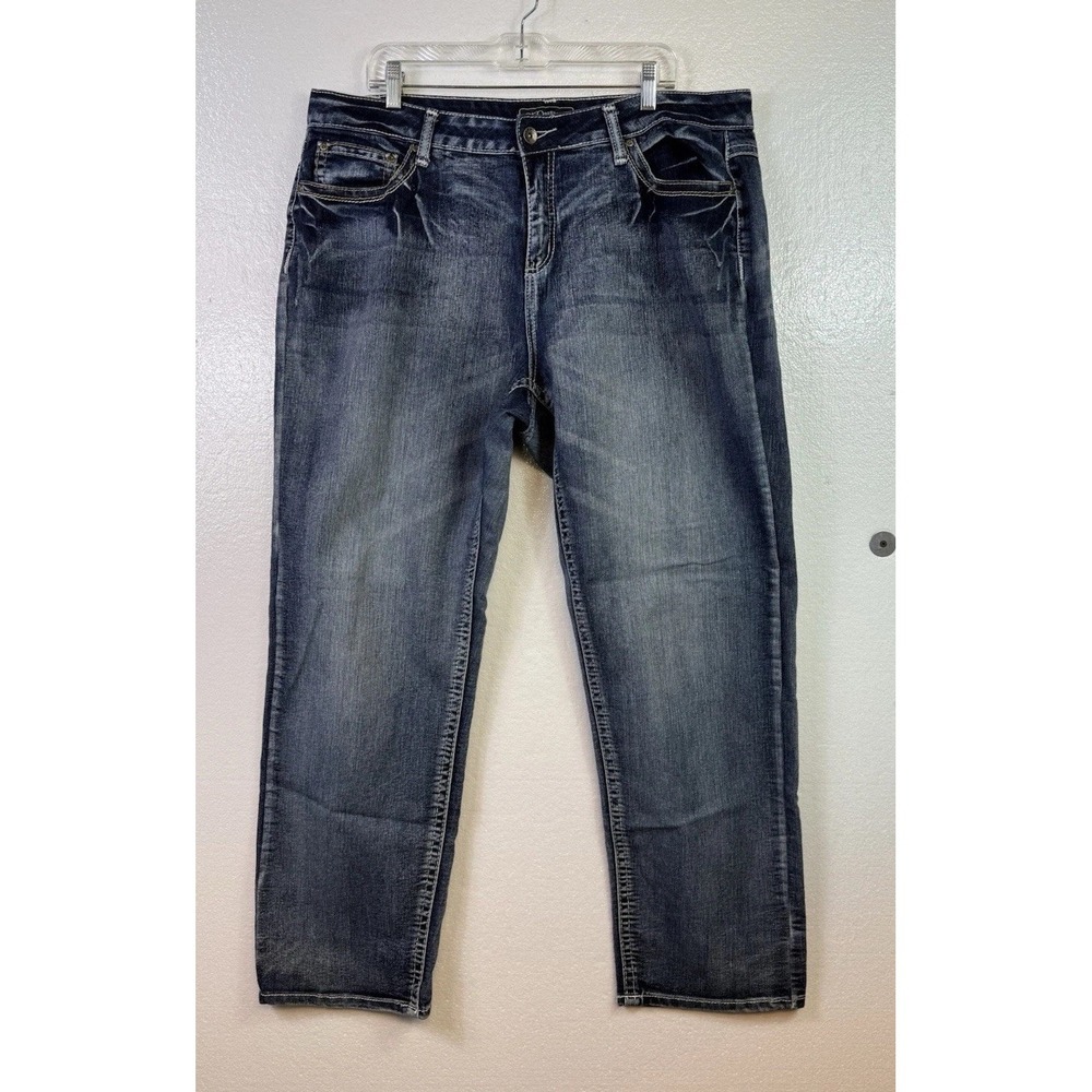 CATO Premium Women's Blue Denim Jeans Size 20W Embroidered Distressed Hipster